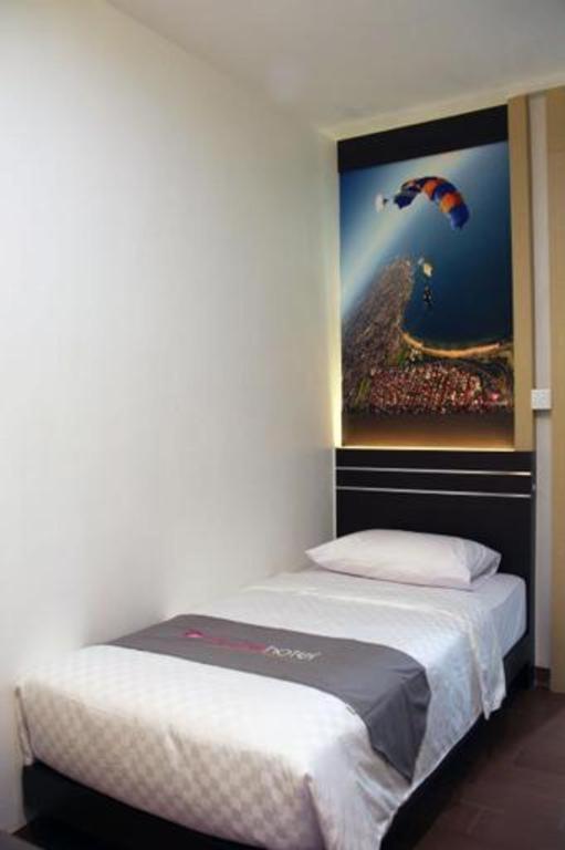 Neotel Hotel City Centre Tanjung Redep Exterior photo